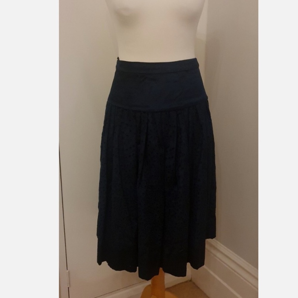 Marc by Marc Jacobs Navy Blue velvet broderie fit flare Women's Skirt size 2 EUC